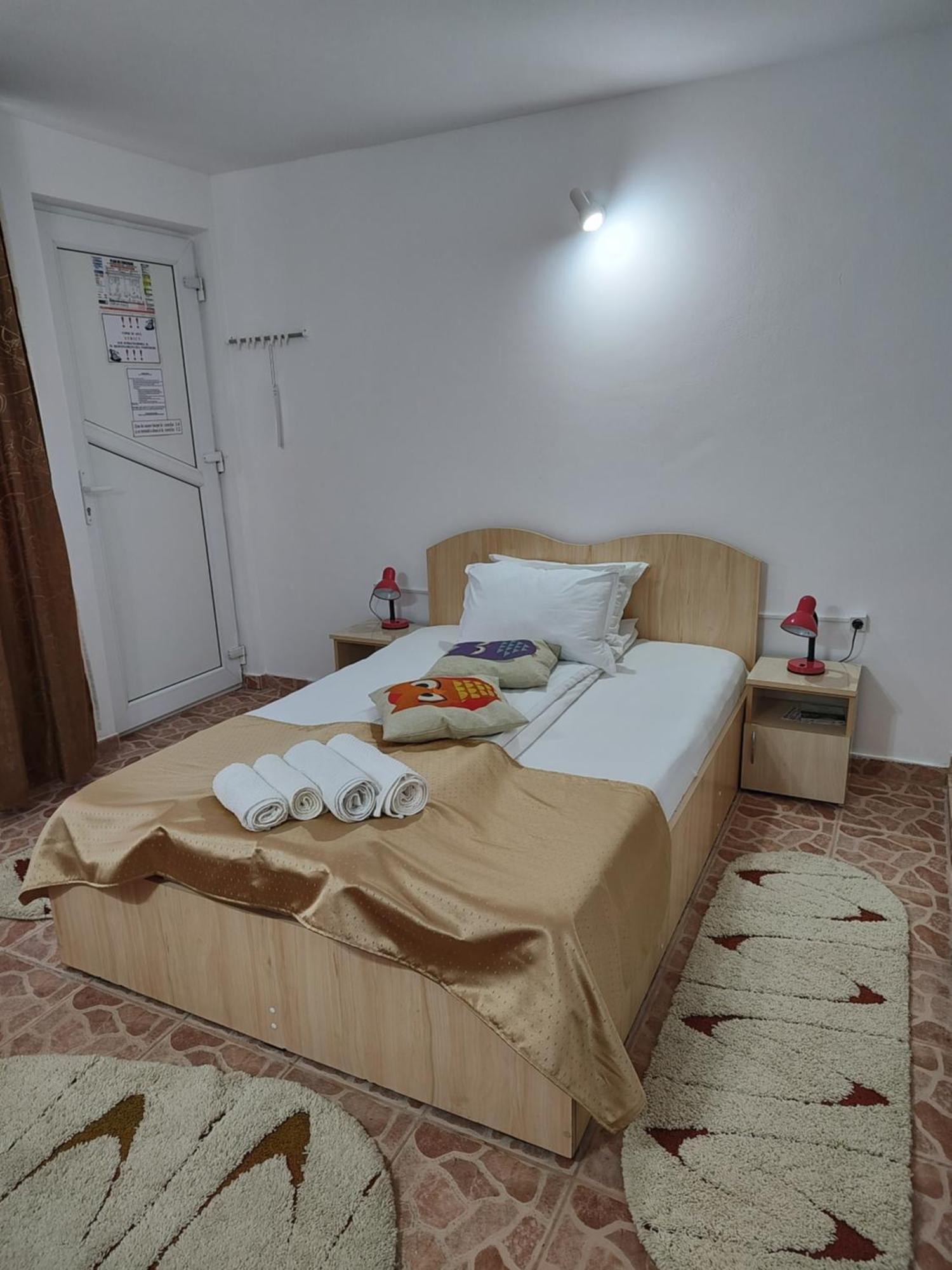 Pensiunea Belladonna Băile Herculane Exteriör bild